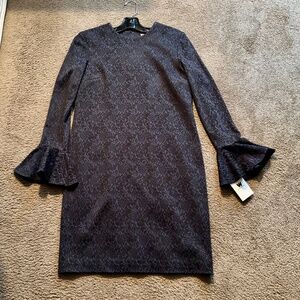 New with Tags Navy worth Dress Size 4 with Bell sleeves.NO BUNDLE